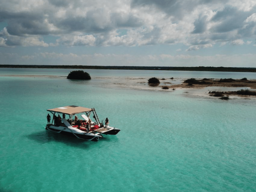 Balade sur la lagune de Bacalar, Lagune de bacalar, bacalar, mexique, riviera maya, 7 couleurs, lagune bleue bacalar